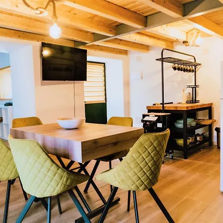 West Of Livinggalicia *